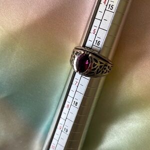 Sterling silver purple gemstone ring 💜